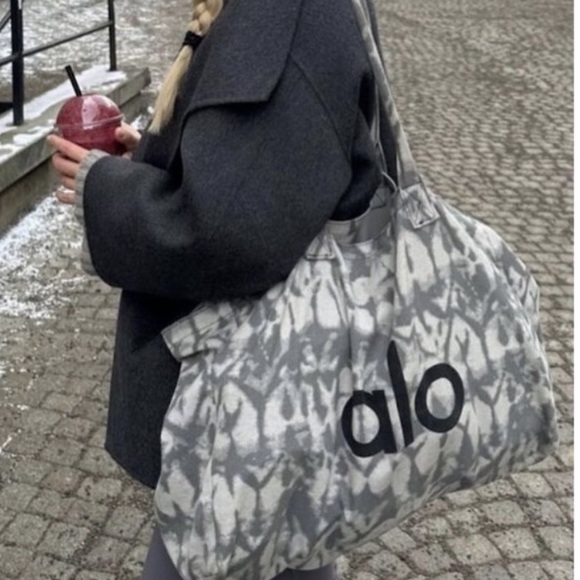 Alo shopping tote - Picture 5 of 5